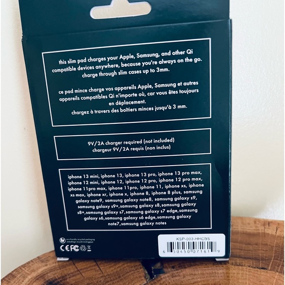 Kate Spade New York 15W Wireless Charging Pad Hollyhock, NIB - Picture 6 of 6